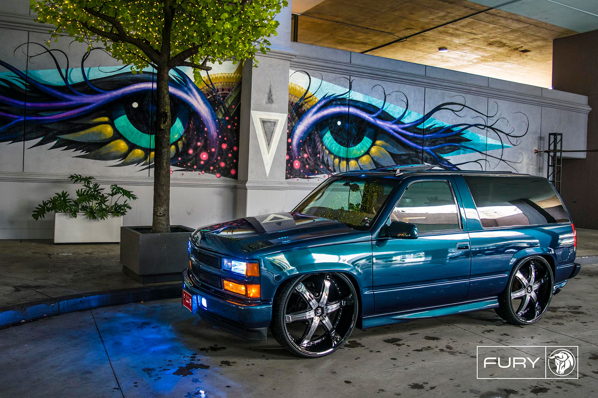 Z71 tahoe on 24s 