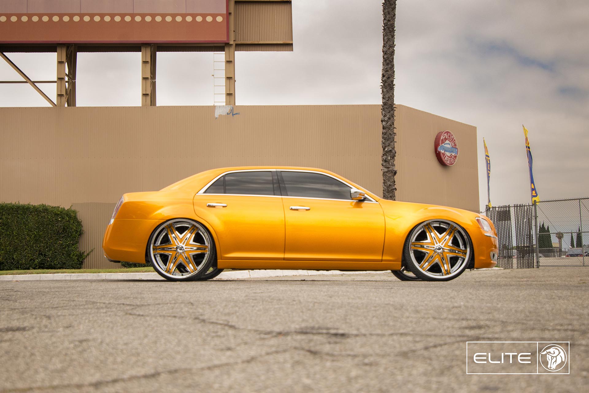 Diablo 26″ Chrome Elite Wheels On A Chrysler 300c – Diablo Wheels Usa