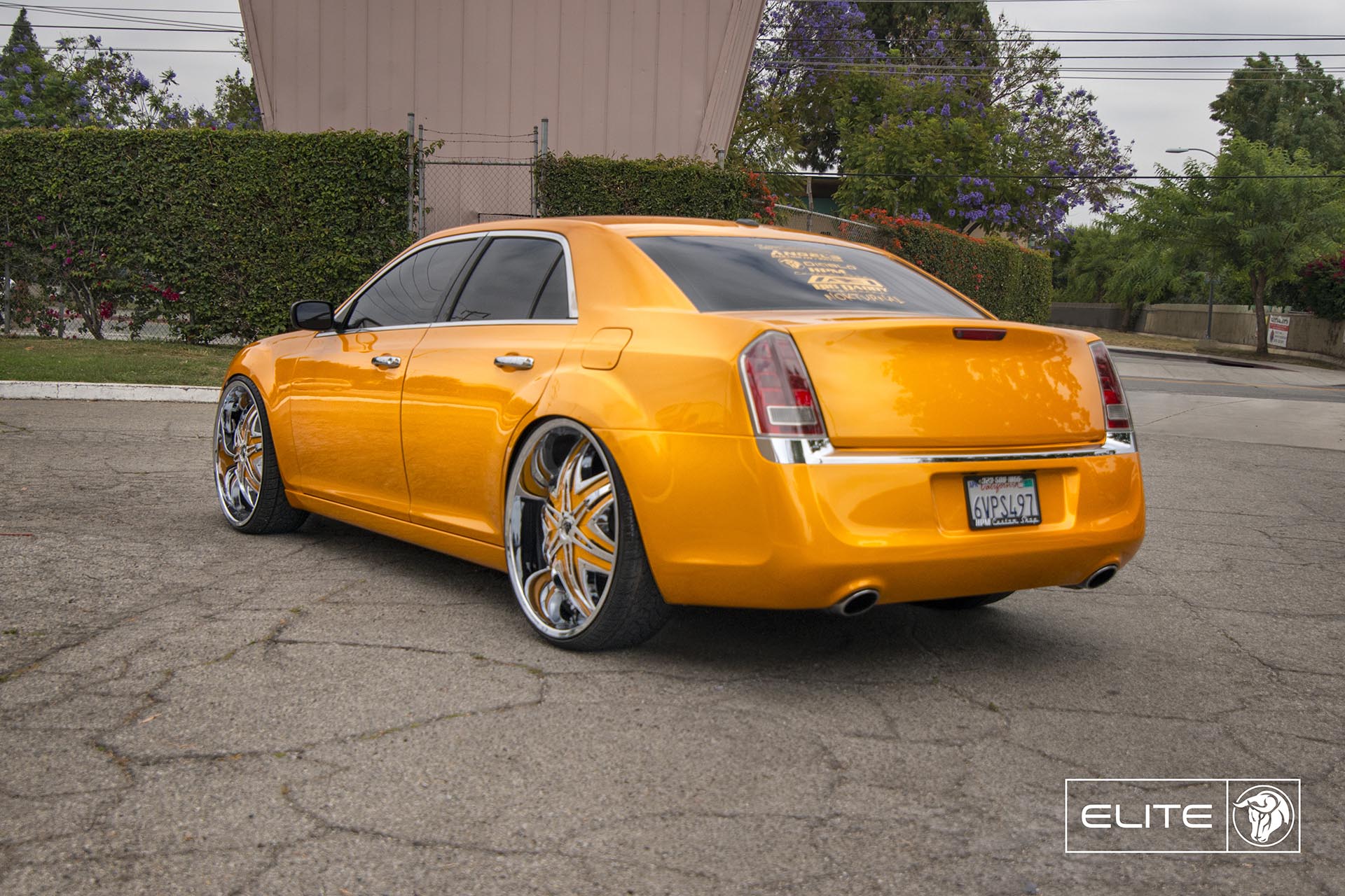 Diablo 26″ Chrome Elite Wheels on a Chrysler 300C – Diablo Wheels USA